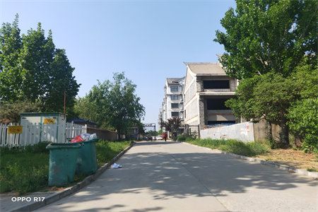 城东南苑小区4楼3室1厅1卫25.6万83m2出售